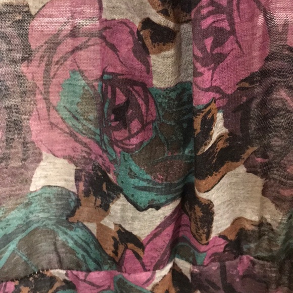 Juicy Couture Accessories - Juicy Couture floral scarf